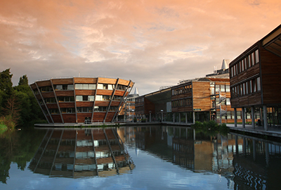 Durable Materials and Sustainable Growth